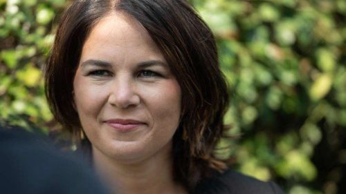 Baerbock zerreißt Steuerpläne der Union und fordert: „Muss sagen, wo das Geld herkommen soll“