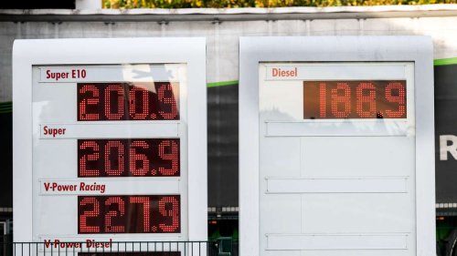 Spritpreise explodieren: Tankstelle in Niedersachsen knackt Zwei-Euro-Marke