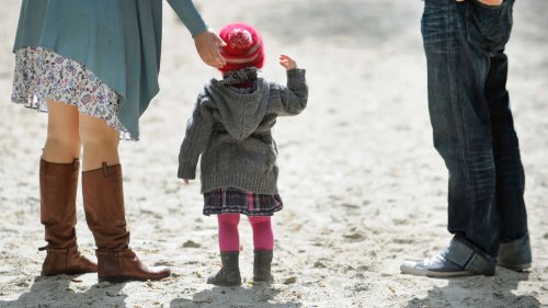 Firma zahlt Eltern bis zu 15.000 Euro, wenn sie Arbeitszeit reduzieren