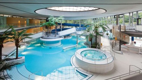 Nach einem Jahr Sanierung: Beliebtes Schwimmbad öffnet wieder – das ist neu