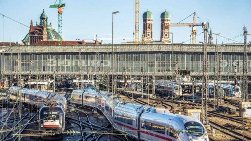 Deutliche Verspätungen und Ausfälle möglich: Störung bei der Bahn im Großraum München