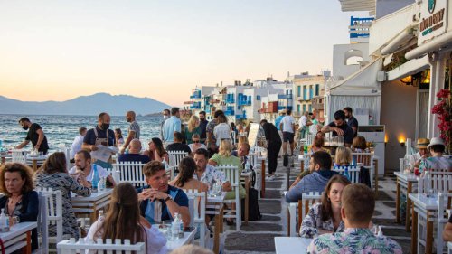 „Vorsicht Abzocke“: Tausende Touristen warnen über Urlaubsportal vor Lokal auf Griechenland-Insel