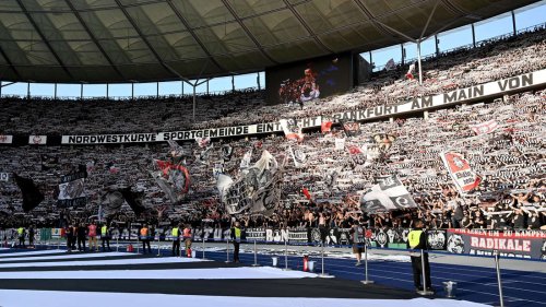 30 000 Eintracht-Fans bei Public Viewing im Deutsche Bank Park