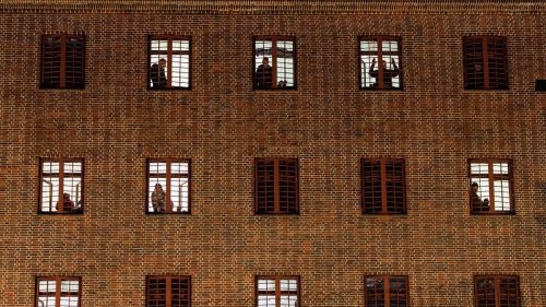 Wohin mit den Straftätern? Kein Platz in Hamburgs Gefängnissen