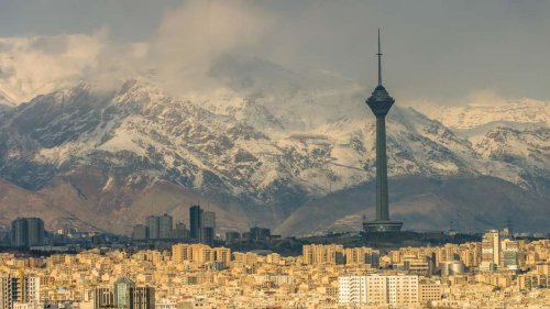 Iran: Landesweite Ehezentren sollen zu mehr Hochzeiten und Nachwuchs führen