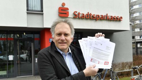 Sparkasse kündigt Gebühren-Gegnern: Wer jetzt sein Konto wechseln muss