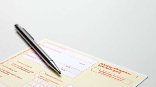 Deutlich mehr stressbedingte Krankentage in Bayern als vor Corona