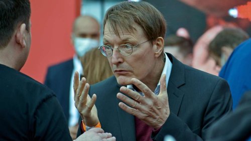 Karl Lauterbach (SPD) verärgert: Anhänger von Donald Trump poltert bei CDU und CSU