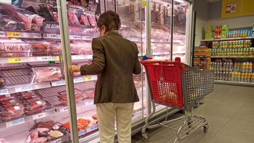 Psychologe erklärt Vorliebe für Discounter-Fleisch: „Deutsche haben keine Esskultur“