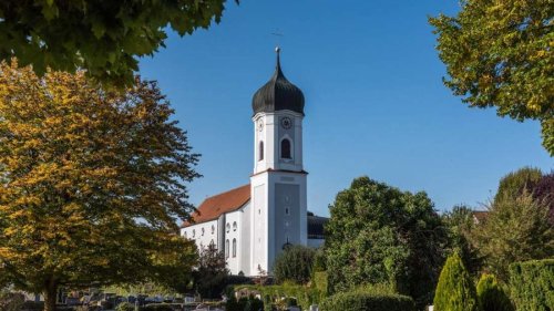 Mesner in Uttings Kirche Mariä Heimsuchung verhindert Brand