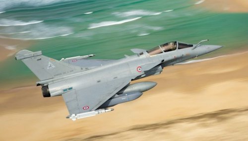 Les Emirats Arabes Unis commandent 80 Rafale F4 à la France pour 16 Md€ – Meta-Defense.fr
