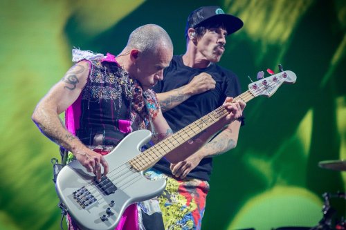 Les Red Hot Chili Peppers annoncent une tournée mondiale pour 2023 (et voient Californication dépasser le milliard de vues sur YouTube)