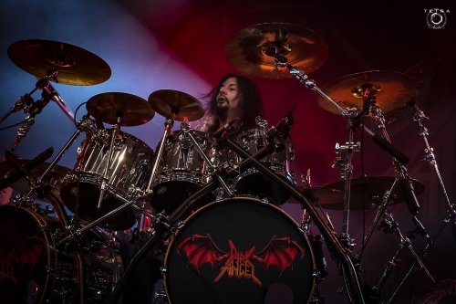 "Beaucoup de morceaux sauvages" : Gene Hoglan promet un album "fulgurant" pour le retour de Dark Angel
