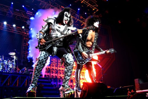 Kiss Army Storms Vegas : Stanley et Simmons prévoient une performance inédite avec "des invités spéciaux"