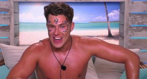 Love Island’s Curtis Pritchard Lands Job On The Greatest Dancer As A Receptionist Flipboard