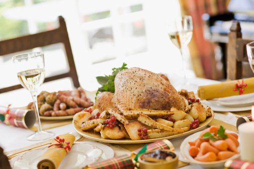 6 expert tips to save money on your Christmas dinner