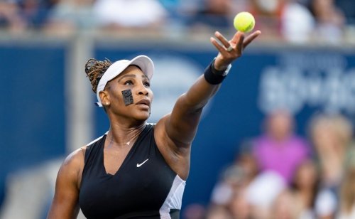 What does Serena Williams wear on her face when she plays and why?