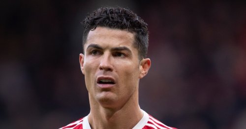 Manchester United tell Cristiano Ronaldo he won’t be sold this summer