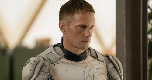 Sci-fi fans desperate to binge ‘wildly entertaining’ series with 97% Rotten Tomatoes score