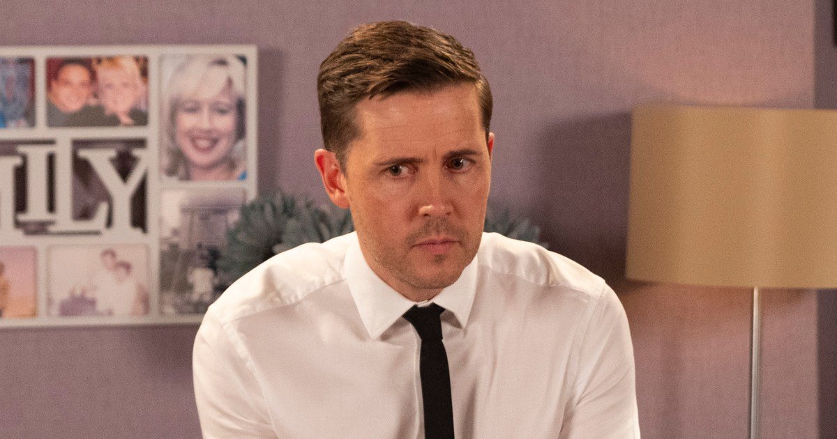Funeral drama confirmed in Coronation Street as Todd discovers massive secret