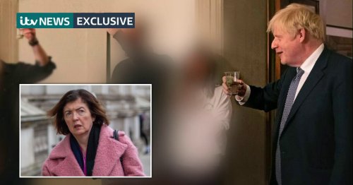 Top civil servant Simon Case not expected to resign over partygate