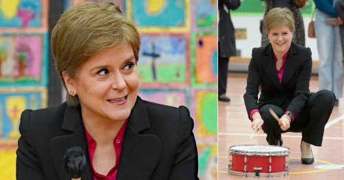 Racists abuse schoolchildren who posed for picture with Nicola Sturgeon