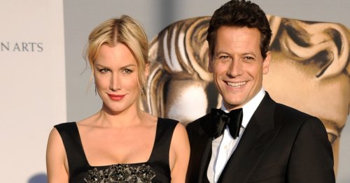 Alice Evans removes wedding ring after estranged husband Ioan Gruffudd goes public with new girlfriend