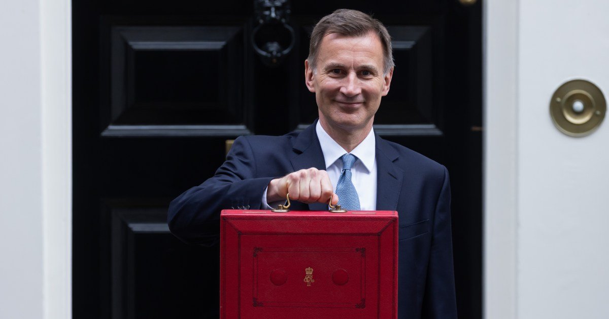 Jeremy Hunt delivers autumn statement with extra £470 for millions – as it happened
