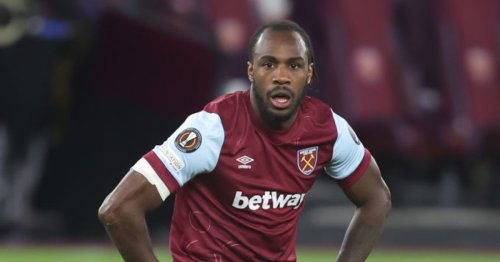 Michail Antonio claims West Ham were ‘playing against 14’ as he slams officials
