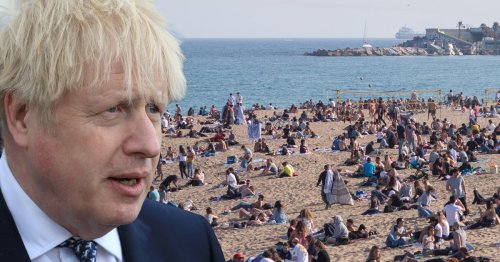Holidays to Europe to restart ‘within weeks’ as Spain and Greece ‘on green list’