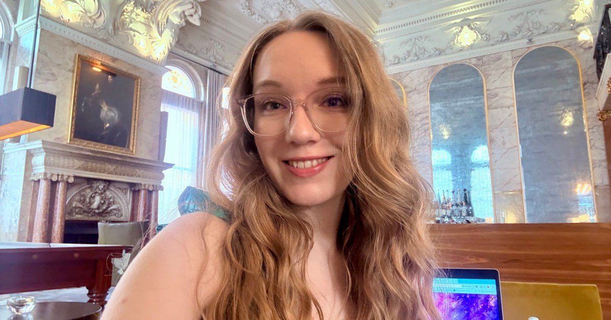 I found London’s best hotel lounge for remote workers — it’s stunning
