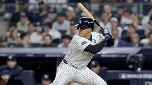 New York Yankees and Mets flirt with World Series success and disaster-movie catastrophe