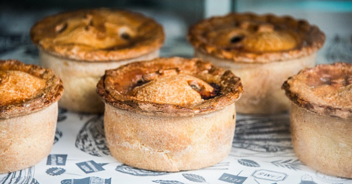 Bakery chain ‘superior to Greggs’ confirms high street return after closing all stores