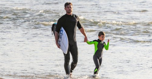 A Very Honest Review Of Chris Hemsworth's Centr Workout App - Flipboard