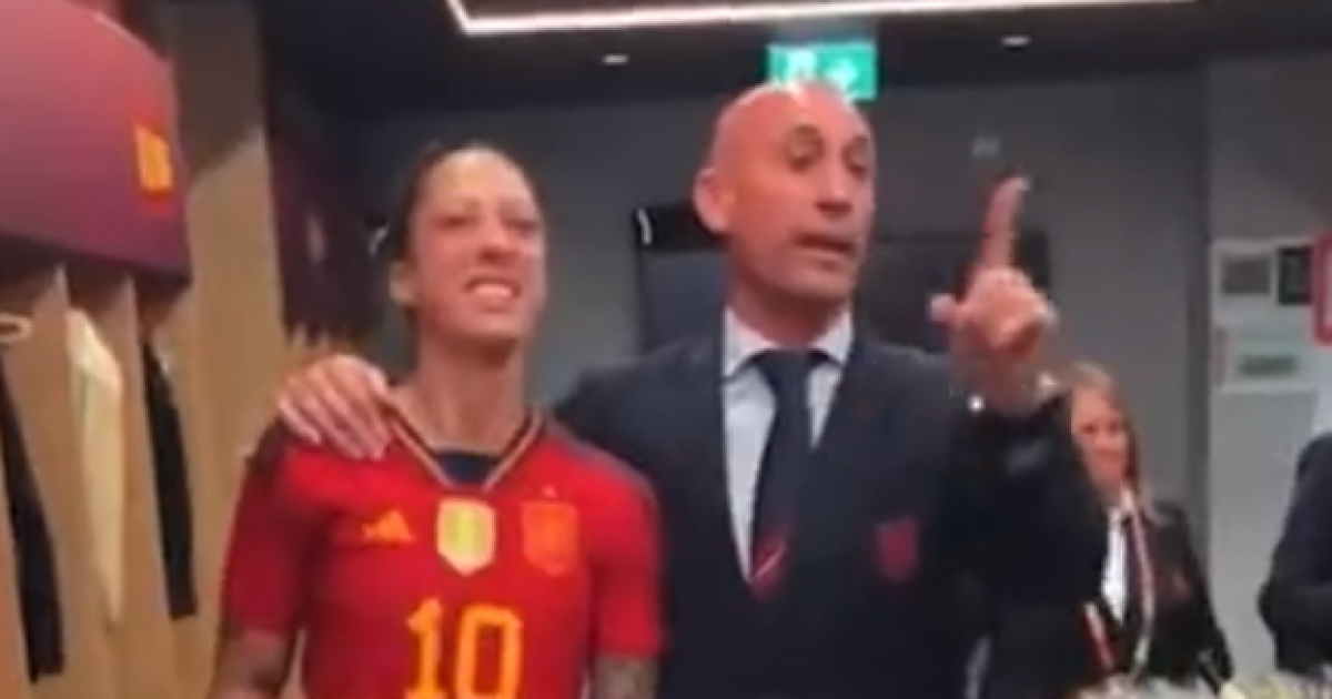 Spanish football president accused of ‘sexual violence’ for kissing Jenni Hermoso during World Cup celebrations