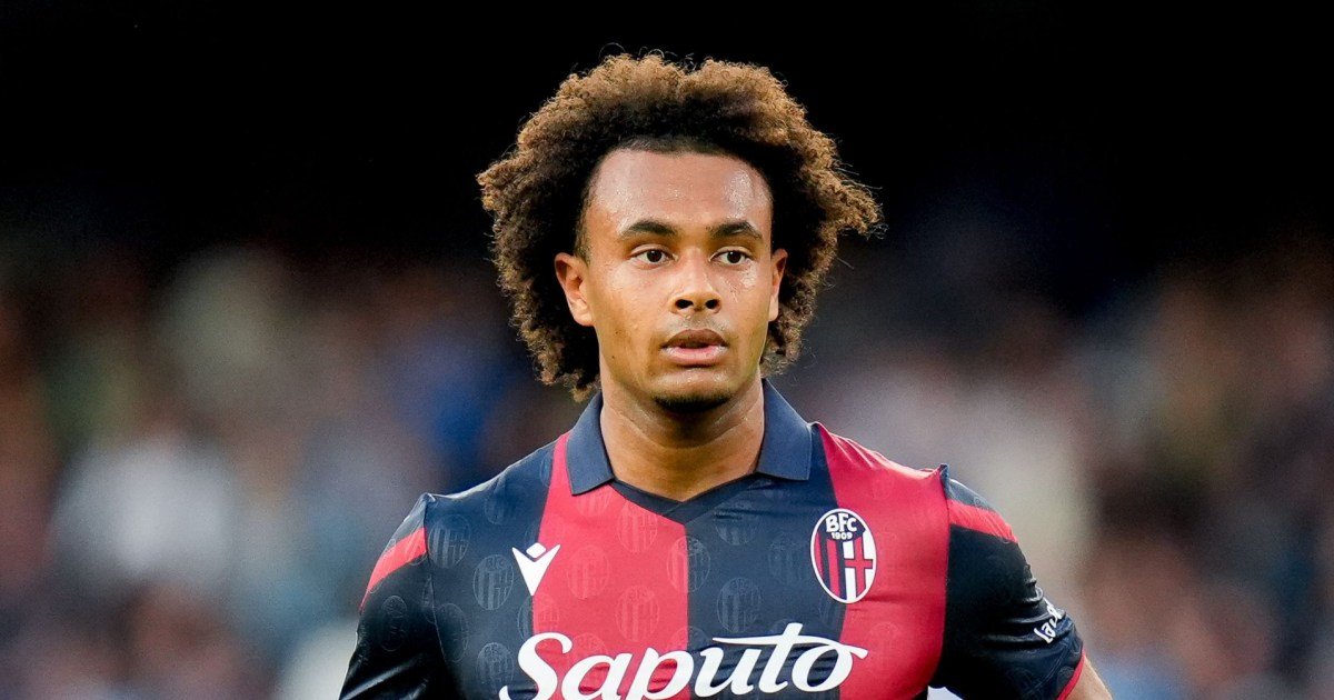 Joshua Zirkzee makes decision over Manchester United transfer after Erik ten Hag talks