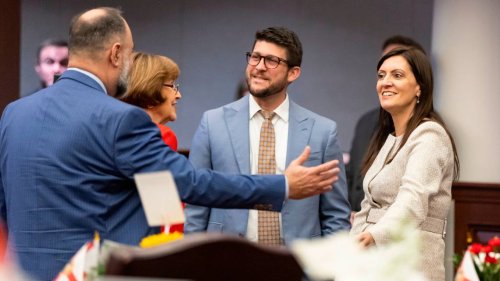 Florida attorney general tells cops to stop immigration arrests, obey federal judge
