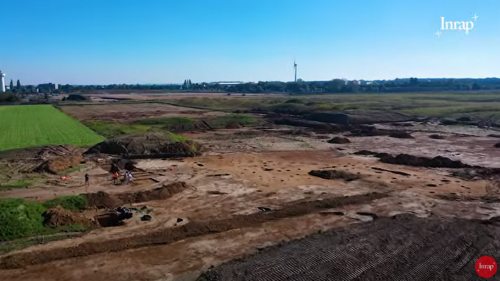 3,000-year-old settlement — with amazing ovens — unearthed in France. Take a look