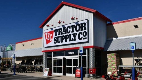 Tractor Supply Co. manager made it known worker had HIV before she was fired, feds say