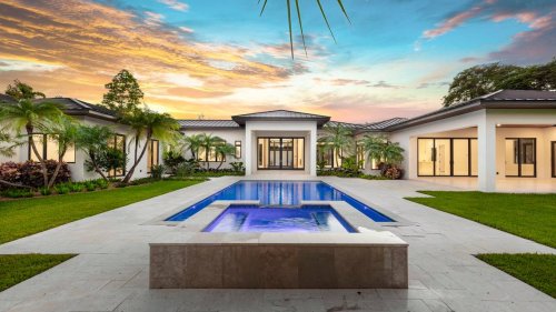 Cryptocurrency creeps into real estate: Miami mansion to be sold as an NFT