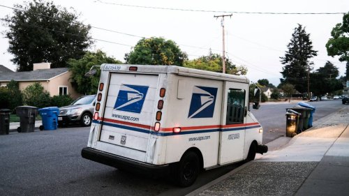 21-year-old attacks postal worker on her lunch break, feds say. Now he’s sentenced