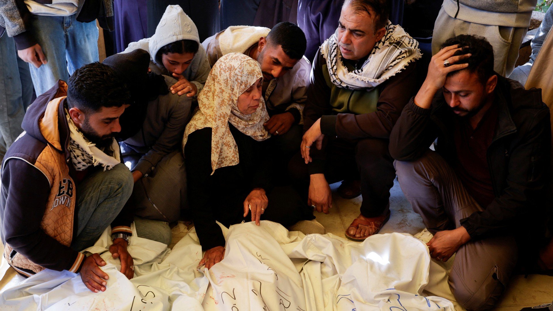 Hamas says it is ready for talks on full deal, blames Netanyahu for collapse