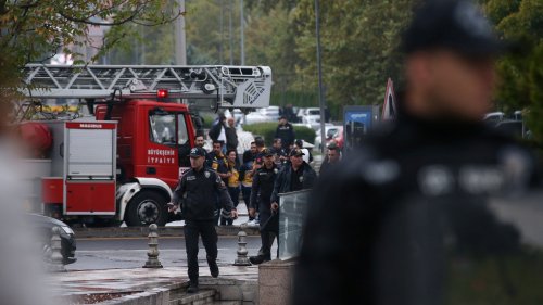 Bomb attack near Turkish parliament wounds police officers