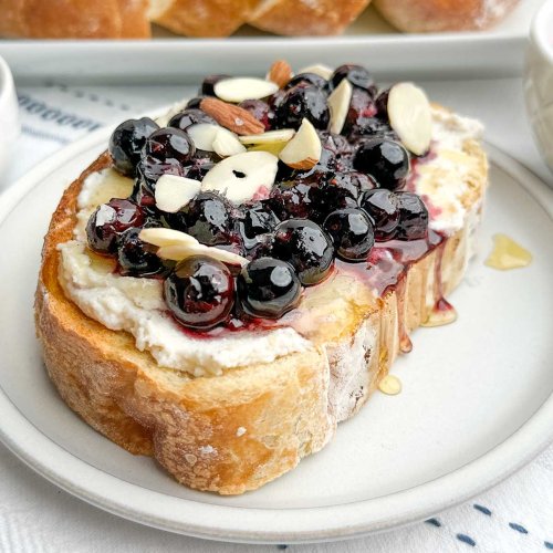 Blueberry Toast