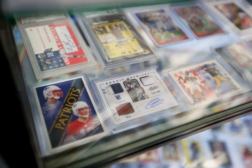 New Kansas basketball and football trading cards on the horizon