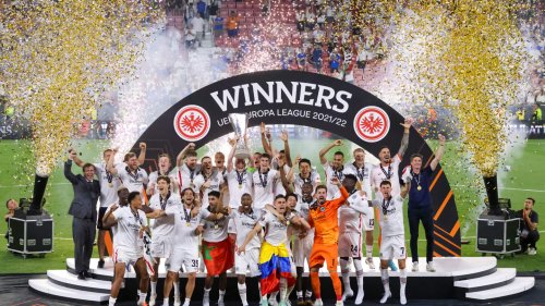 Eintracht Frankfurt Juara Liga Europa 2021/22