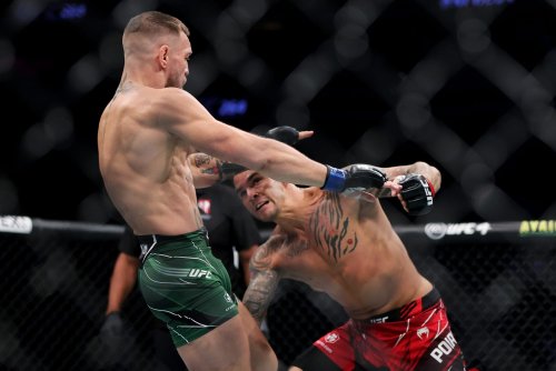 Jake Paul gave Dustin Poirier the sleepy Conor McGregor necklace to ...