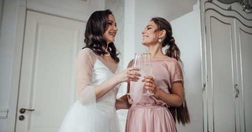 'My cousin invited strangers to my wedding - now she won't come unless they do'