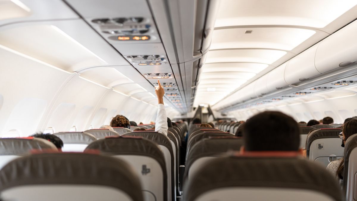 'I refused to swap plane seats and made kid travel alone - it's not my problem'