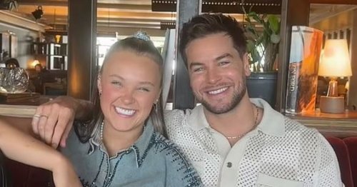 JoJo Siwa reunites with 'soulmate' Chris Hughes in intimate photo